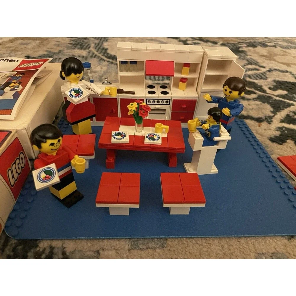 Lego vintage homemaker